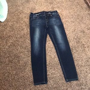 Maurices Skinny Jeans Size 16 Like New